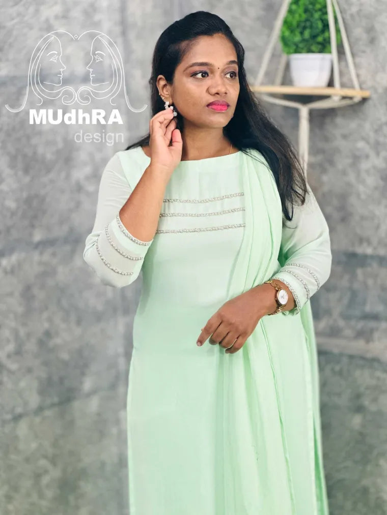 Slitted Top & Bottom with Dupatta(70)