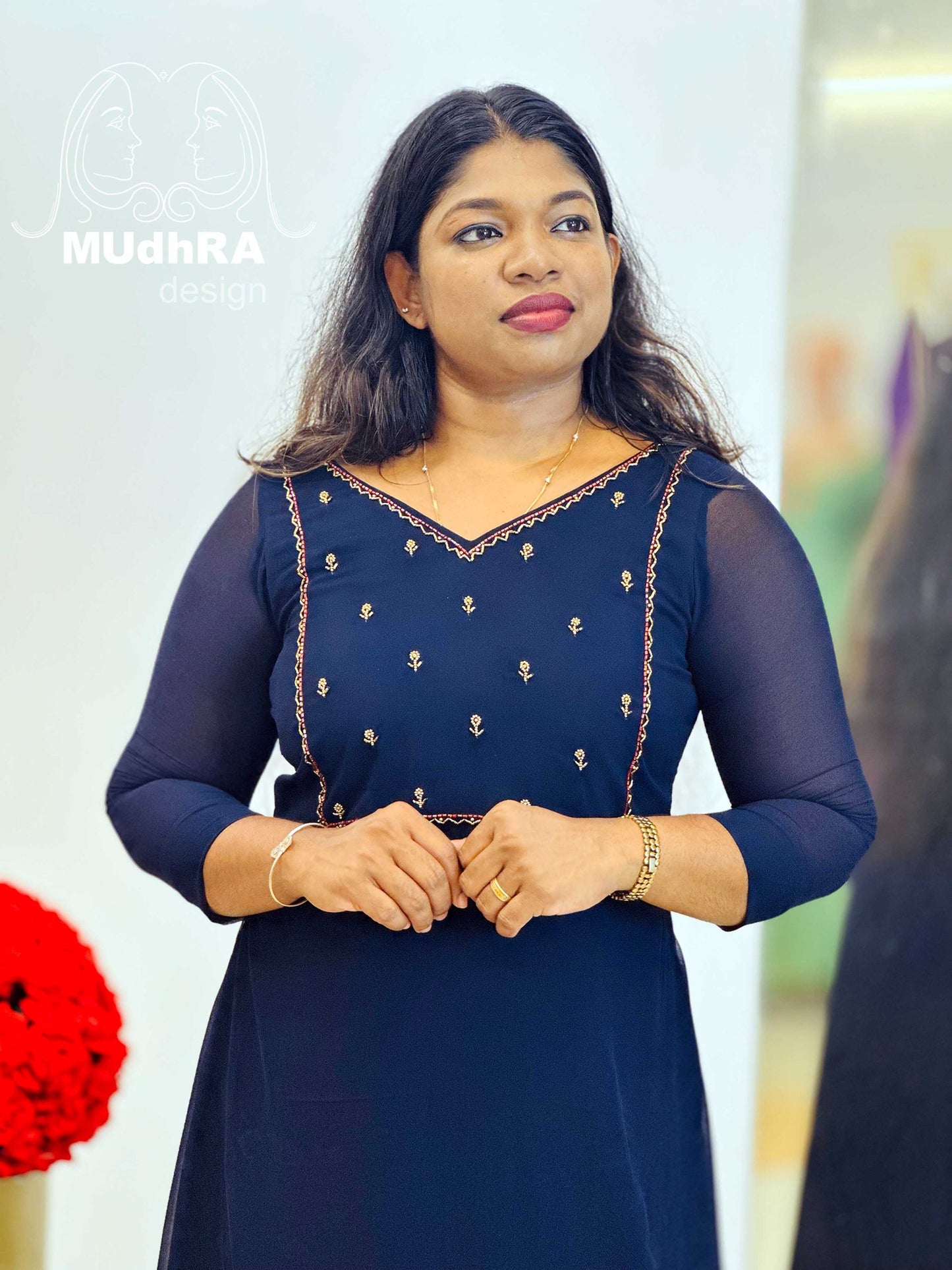 Aline Kurti (Blue) (MUD001119)