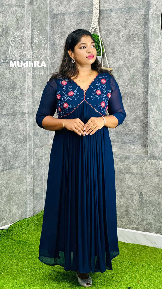 Alia Cut Gown(Blue)(82)