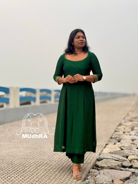 6 Panel Kurti Green Christmas Special