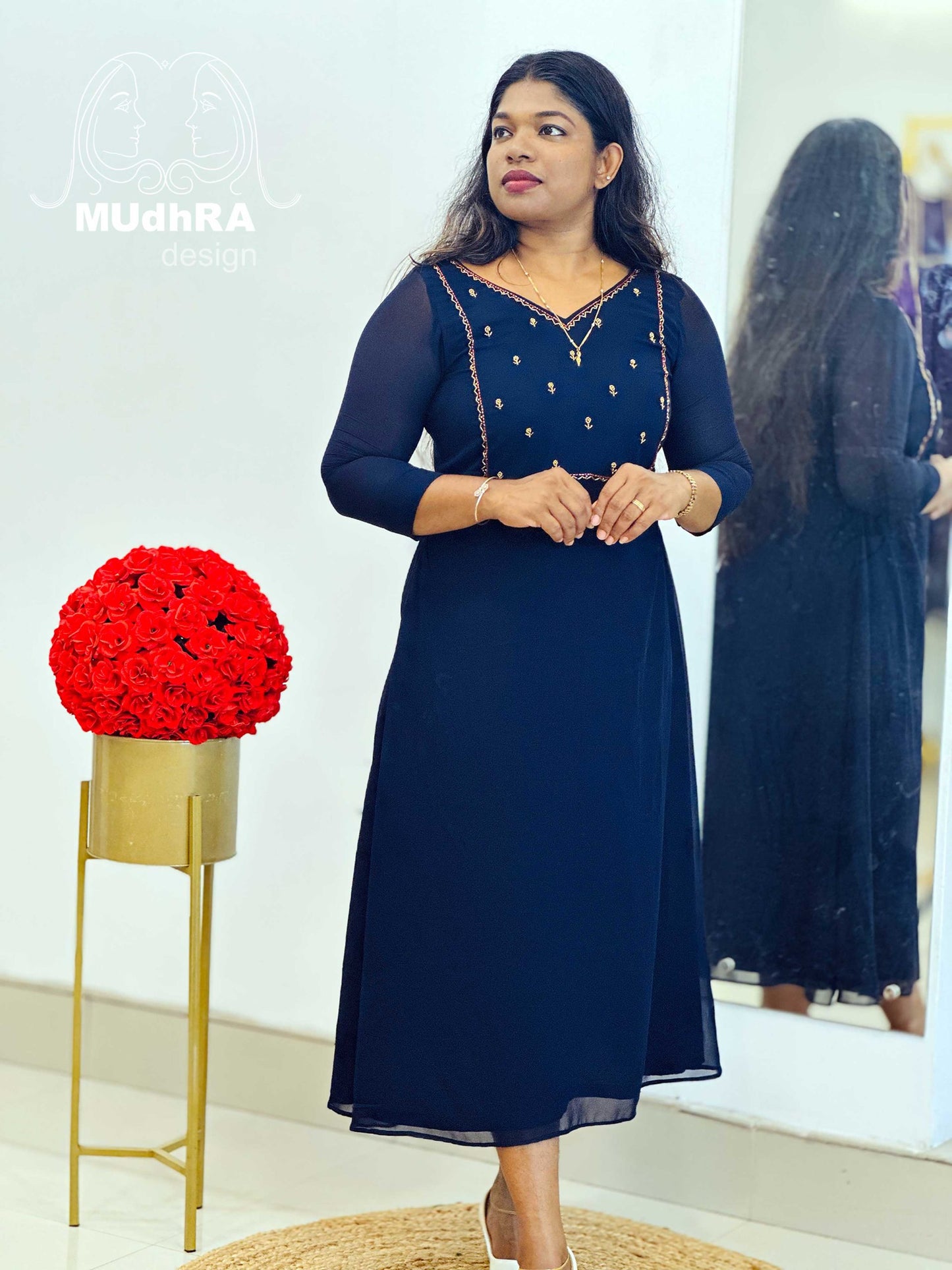 Aline Kurti (Blue) (MUD001119)