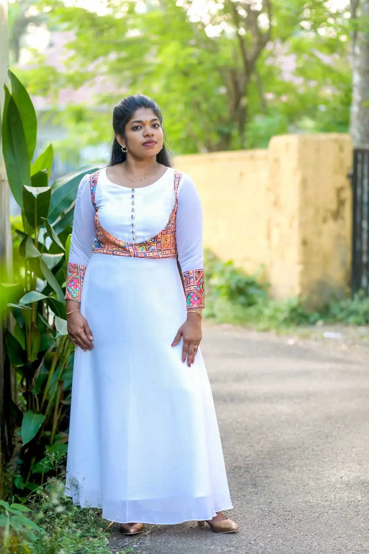 GOWN-WHITE